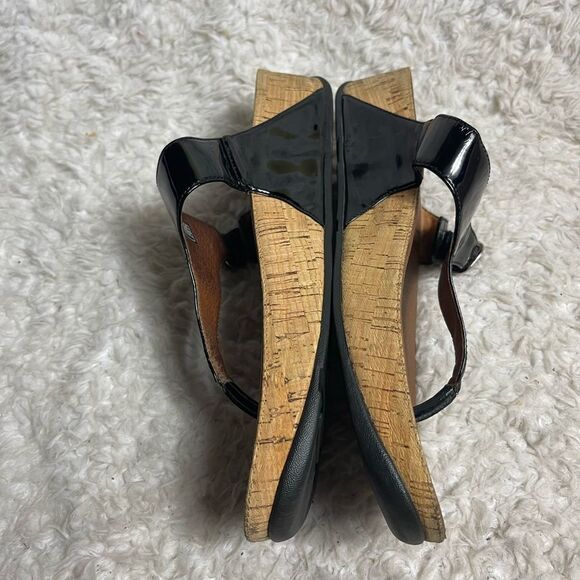 Fitflop patent leather Black cork wedge thong sandals side buckle size 11 - Picture 6 of 8